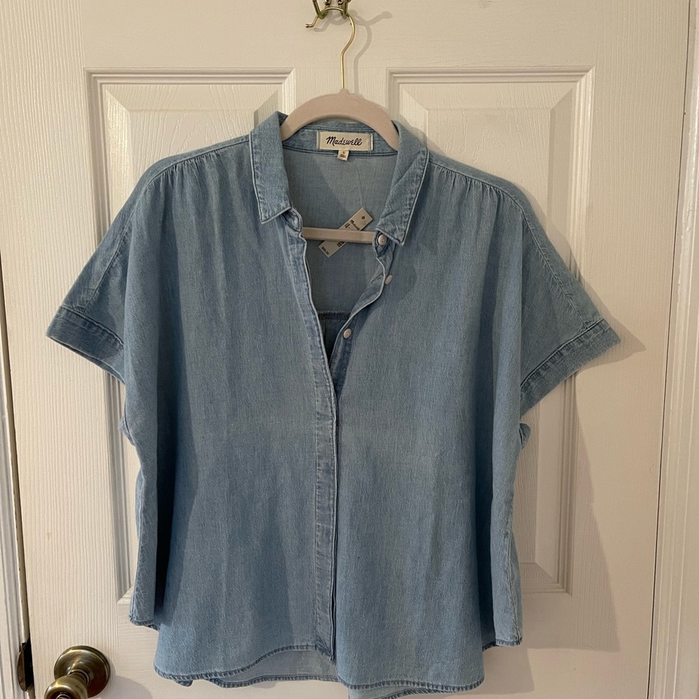 EUC MADEWELL Chambray Button Down Top